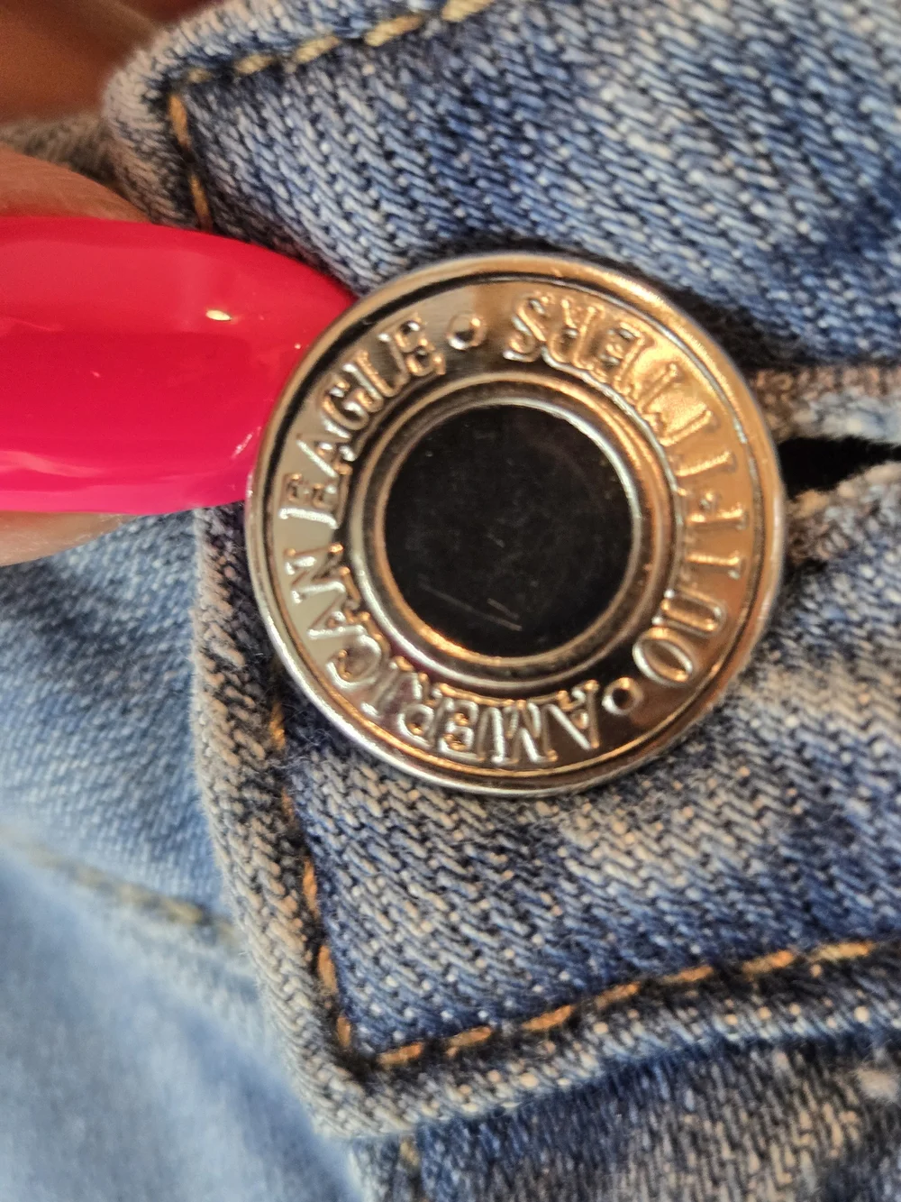 Tom Girl Bermuda AEO Liggt Blue Distressed Denim Jean Shorts
